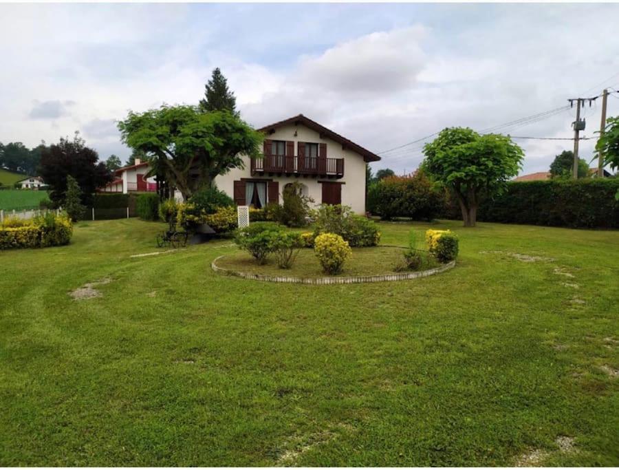 Maison Familiale Pays Basque Ahaxe-Alciette-Bascassan Exterior photo